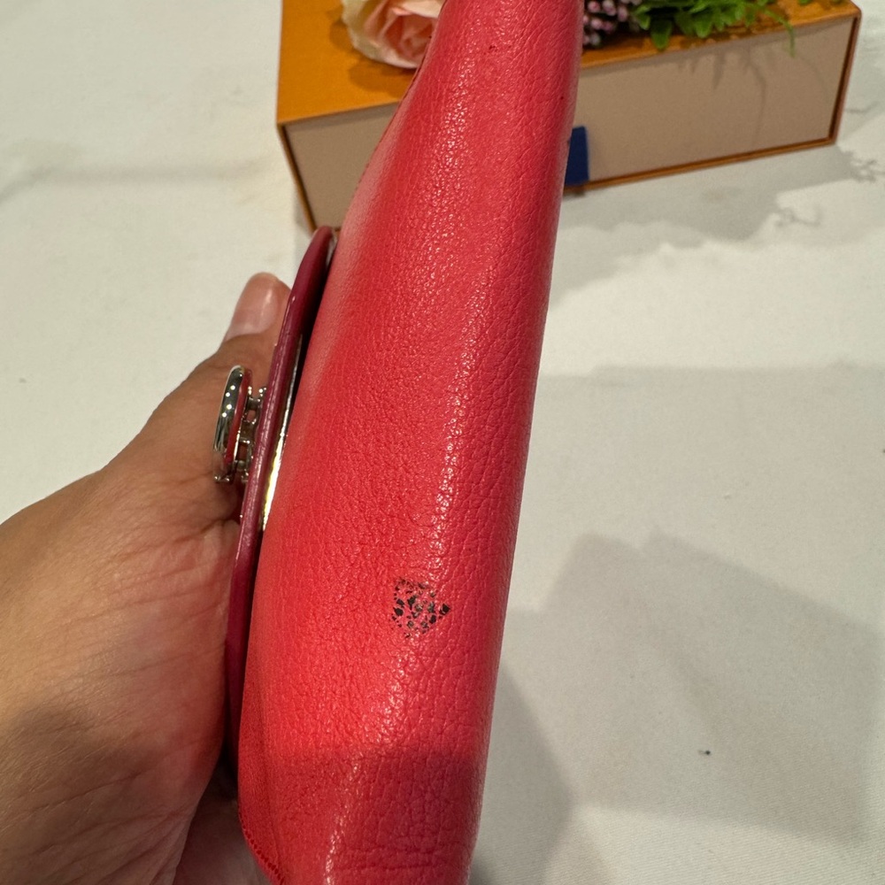 Authentic Salvatore Ferragamo wallet - Picture 12 of 13